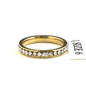 Gold Tone Ring with clear rhinestones, Size 6 Unisex